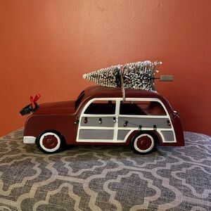 {Merry Moments} Red White Metal Vintage Retro Christmas Woody Wagon Car Jeep
